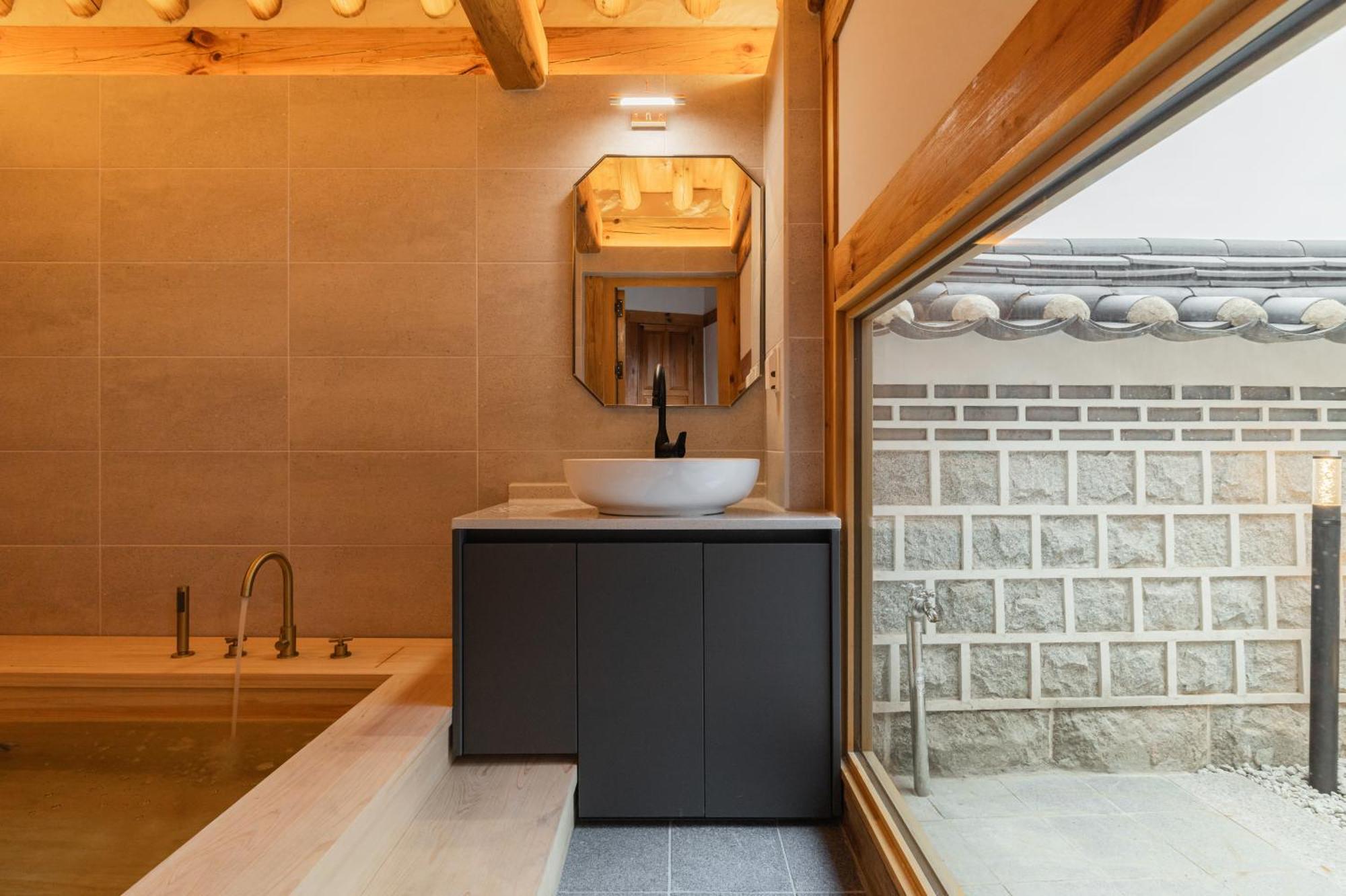 Seochon Apartment Seoul