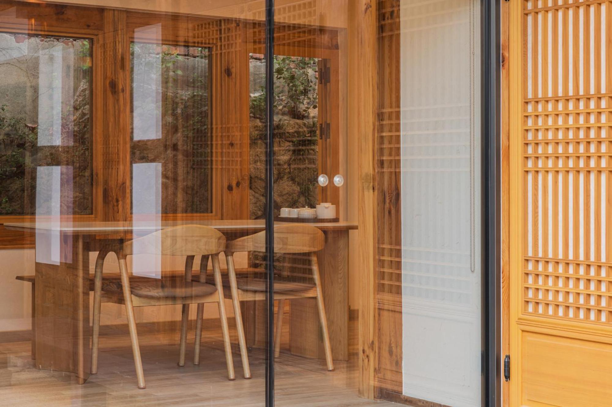Apartment Seochon Seoul