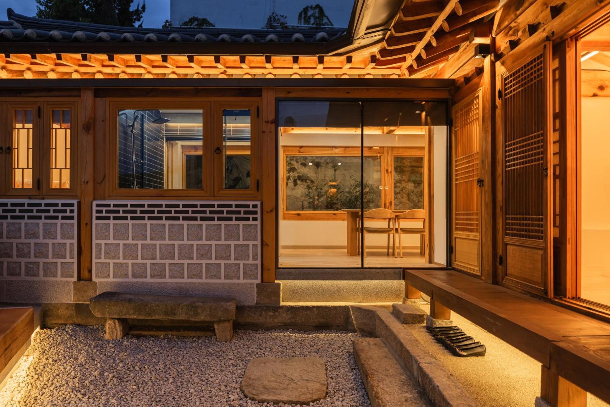 Seochon Apartment *