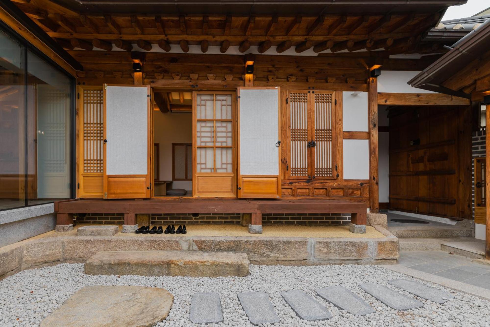 Seochon Apartment Seoul